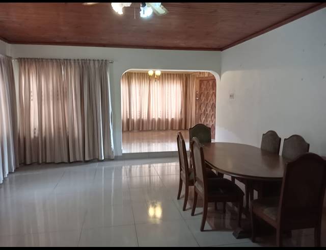 5 BEDROOM HOUSE FOR SALE IN SILVERGLEN